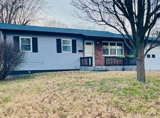 703 Galahad Ln, Troy, IL