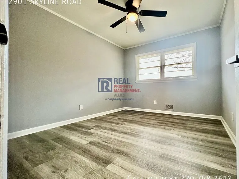2901 Skyline Dr — Photo 6