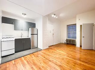 206 E 81st St APT 1B, New York, NY 10028