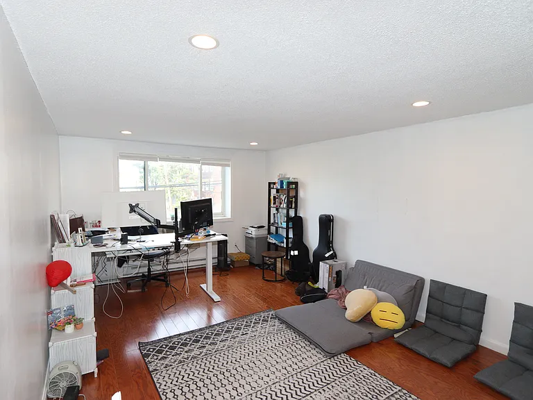 94 Beacon St #14 — Photo 7