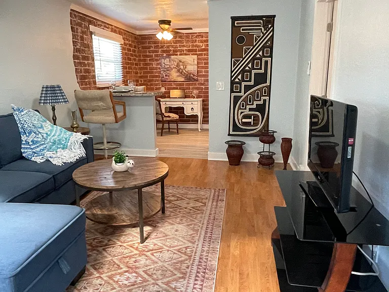 520 Stewart St #1 — Photo 15