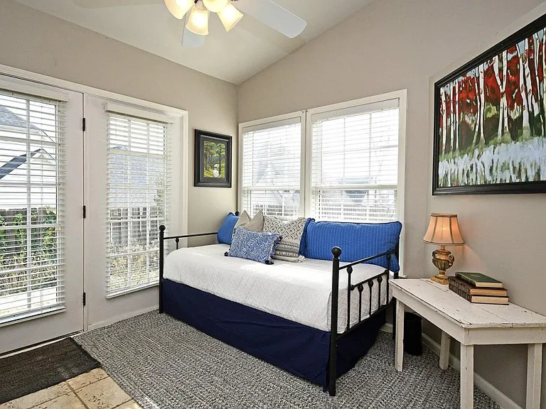 614 Glassyrock Ct — Photo 38