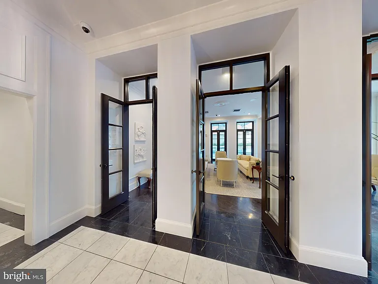 1011 M St NW #804 — Photo 23