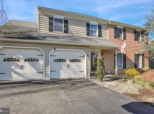 820 Redwood Ave, Wyomissing, PA 19610