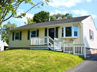 115 Sunburst Rd, Naugatuck, CT 06770