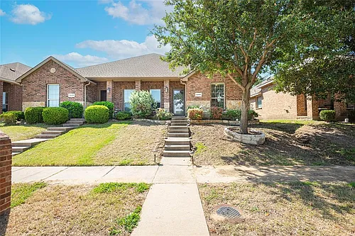 2133 Colby Ln Photo 1