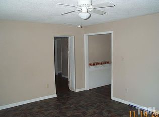 495 Devils Racetrack Rd, Four Oaks, NC 27524