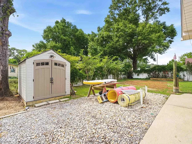 730 Nagel Dr — Photo 30
