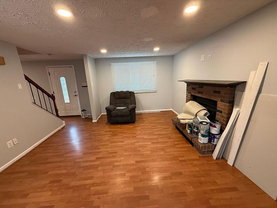 1st image of 8302 White Star Ct