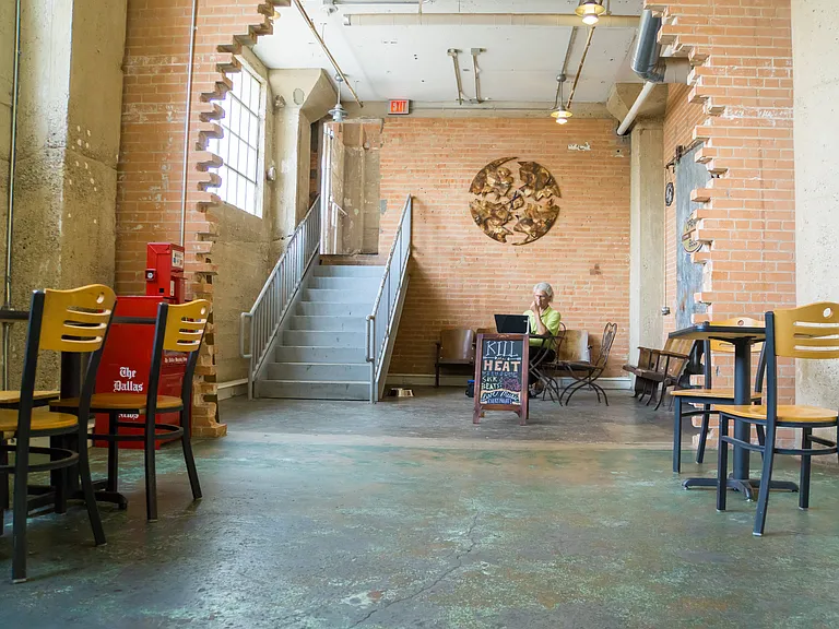 1409 S Lamar St — Photo 45