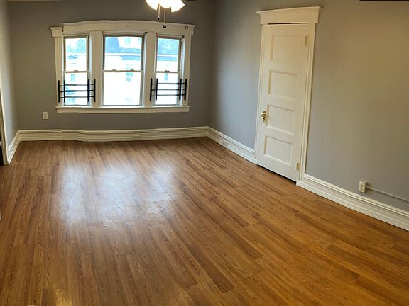 4th image of 81 N Maple Ave APT 3