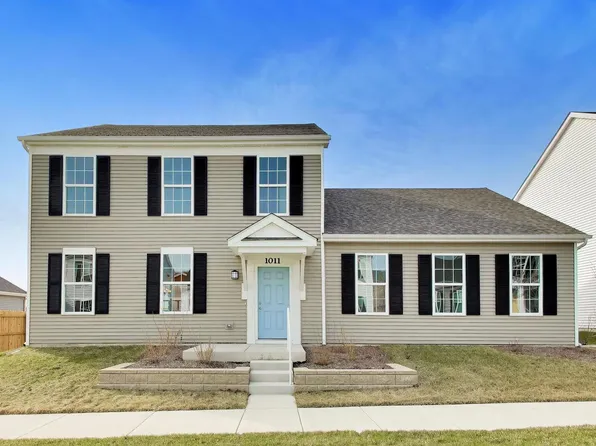1011 Celebration Dr, Aurora, IL 60504
