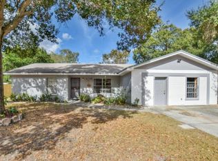 1840 Kim Acres Ln, Dover, FL 33527