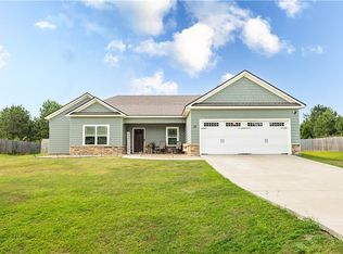 12 Cheyenne Trl, Fort Mitchell, AL 36856