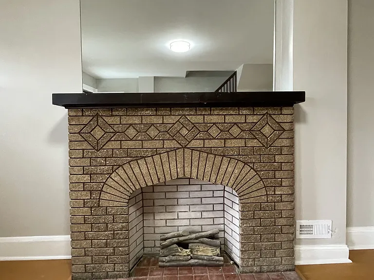 2644 W Lafayette Ave — Photo 22