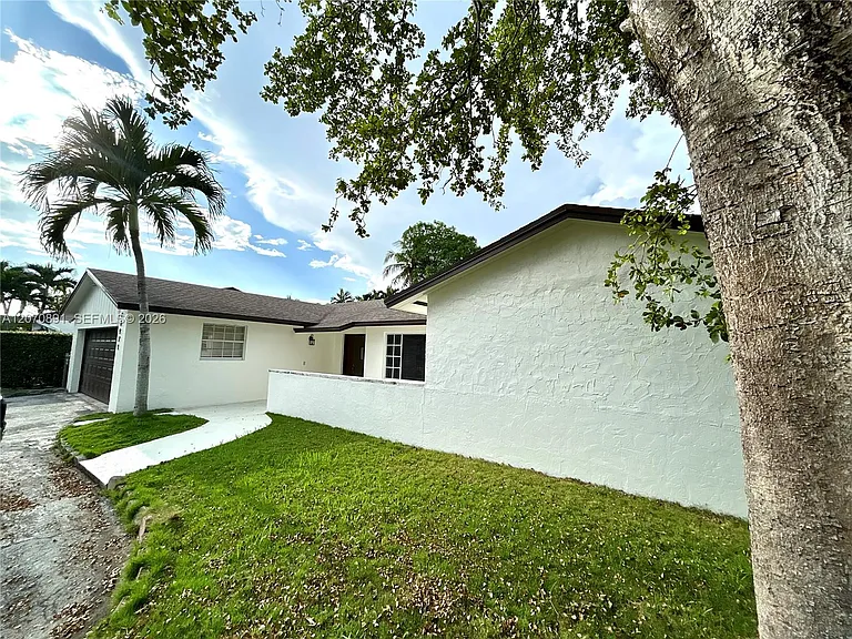 13971 SW 112th St — Photo 42