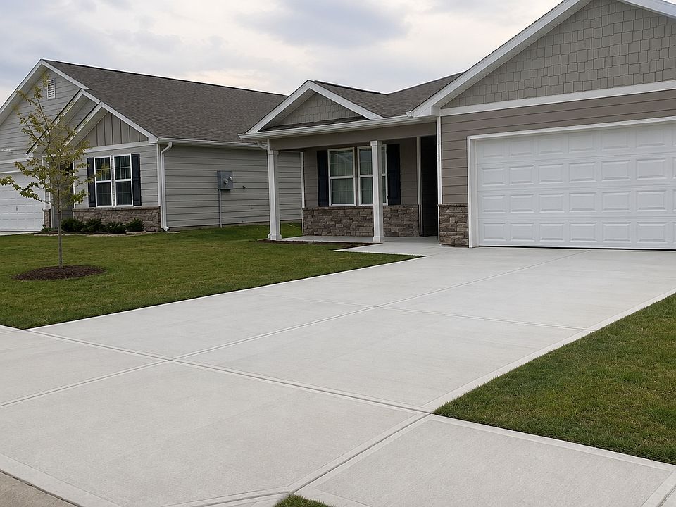 1st image of 305 McCleary Ln