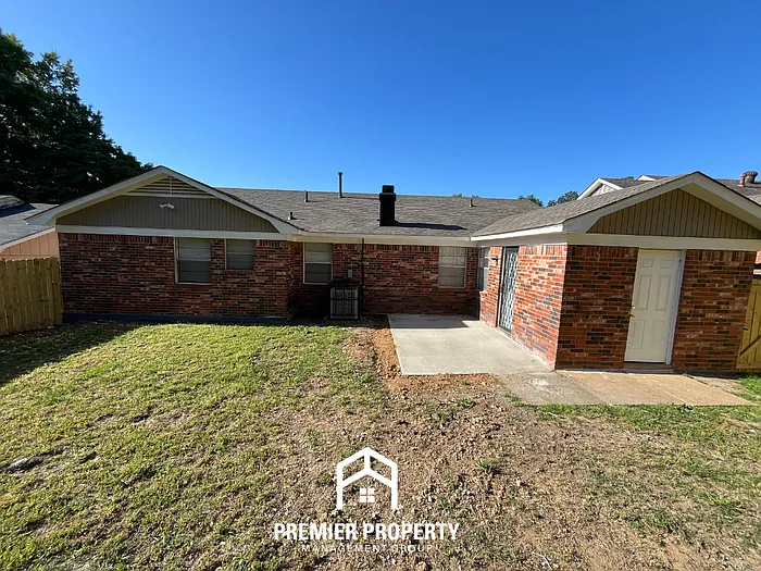 2986 Meadowfair Rd — Photo 22