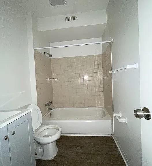 4220 W Girard Ave — Photo 7