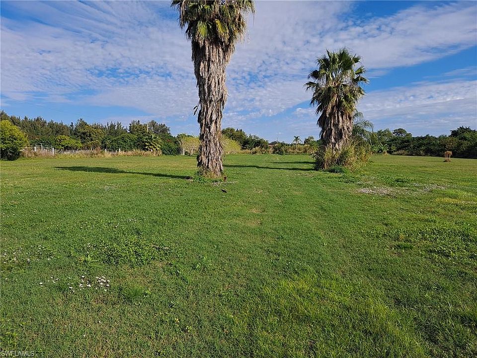 2nd image of 15901 Saddlewood Ln