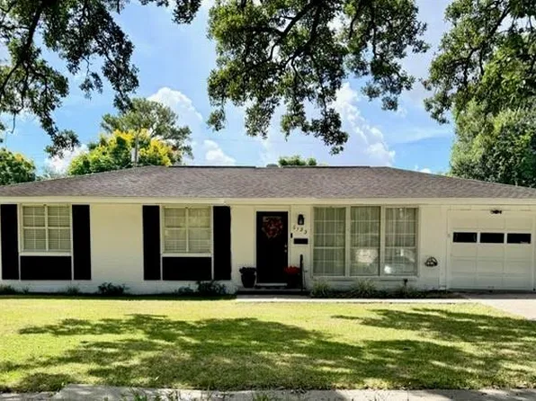 6133 Carlisle Ct, New Orleans, LA 70131