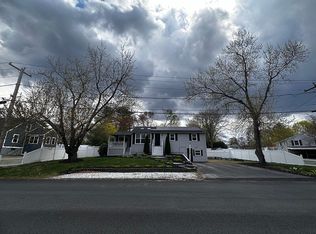 32 Bannister Rd, Salem, NH 03079