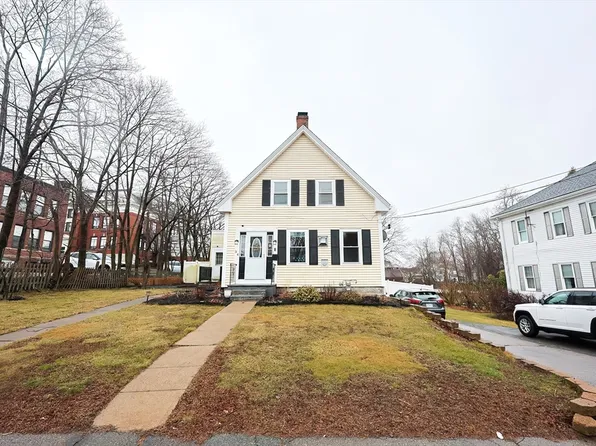 34 North Ave, Rockland, MA 02370