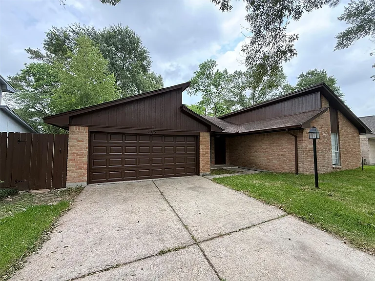 2075 Little Cedar Dr — Photo 32