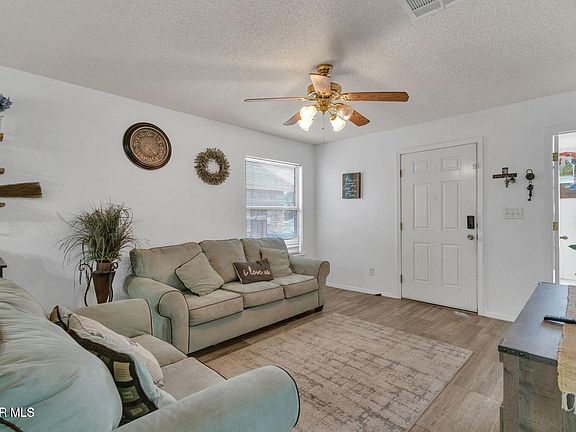 3rd image of 12313 Tierra Plata Dr