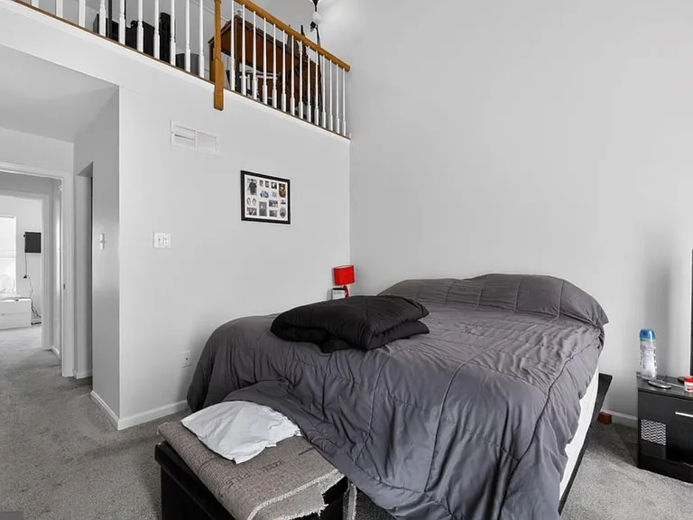 108 Durham Ct — Photo 6