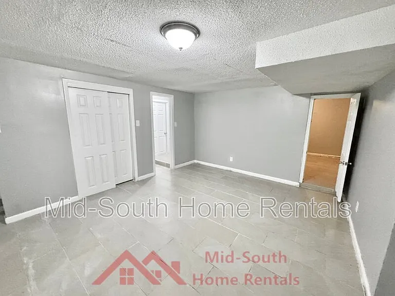 2876 Cela Rd #B — Photo 6
