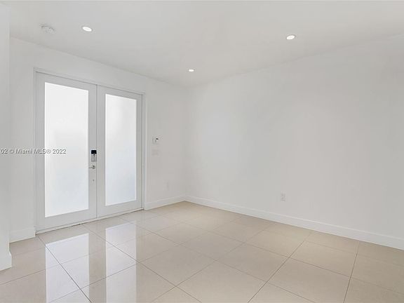 4th image of 10404 NW 66th St #0