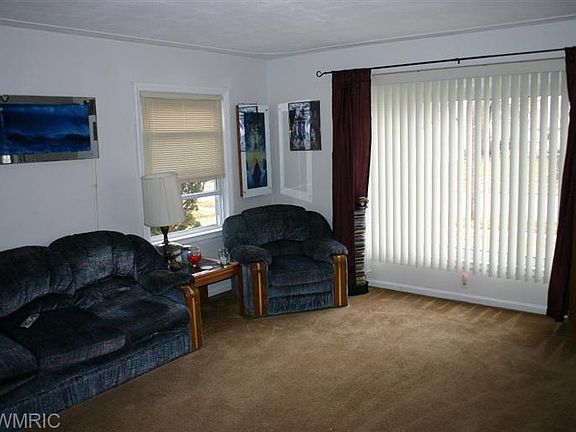 2nd image of 2709 Hazelwood Ave SW