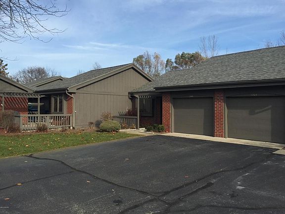 3rd image of 1266 Suncrest Dr NE #94