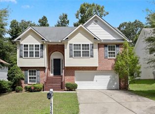 2326 Tolliver Pl, Ellenwood, GA 30294