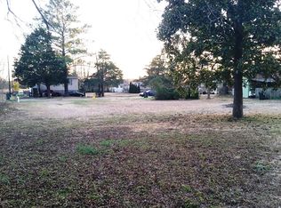 2506 Oaks Rd, New Bern, NC 28560