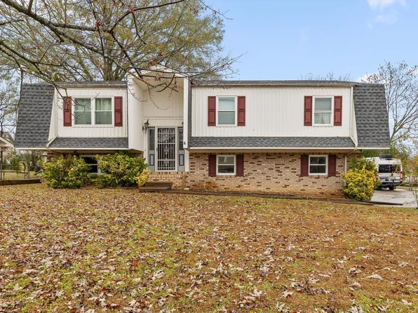 1524 Caramel Cir, Hixson, TN 37343