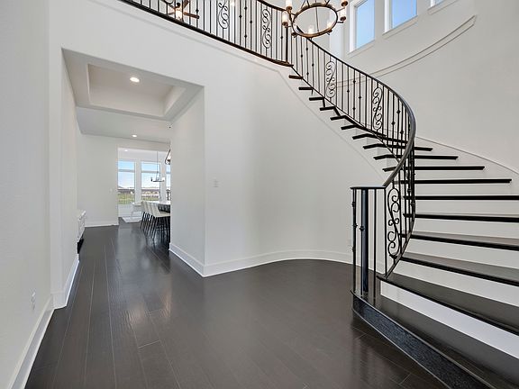 3rd image of 1733 Clem Castle Dr