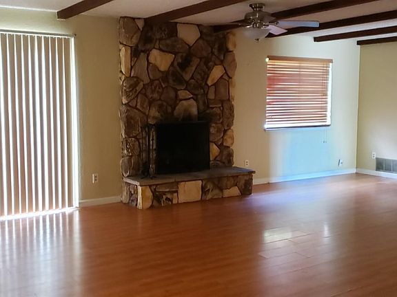 3rd image of 6748 Orleans Way