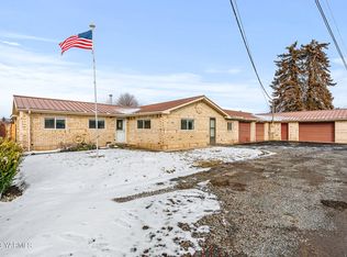 373 E Gleed Rd, Naches, WA 98937