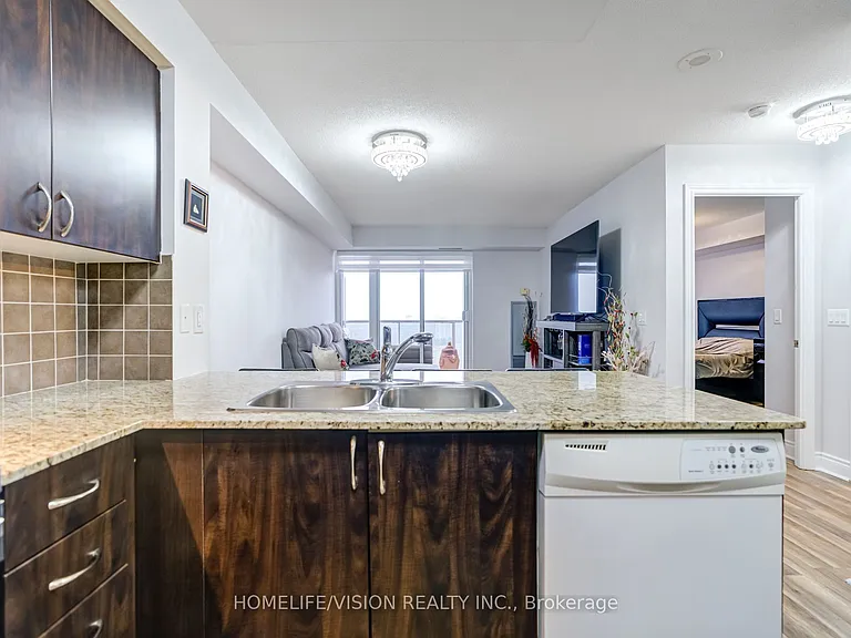 7 N Park Rd #1802 — Photo 12