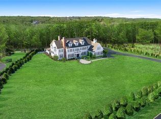 2 Deer Ridge Ln, Armonk, NY 10504