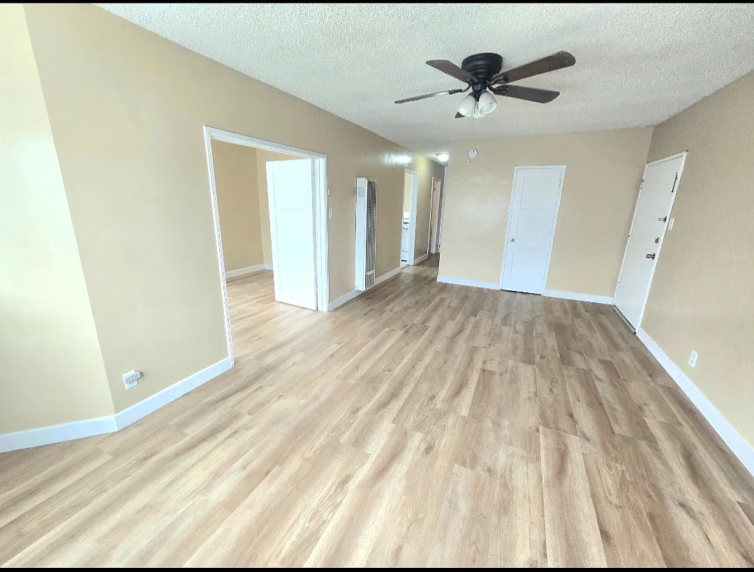13415 Bailey St — Photo 1