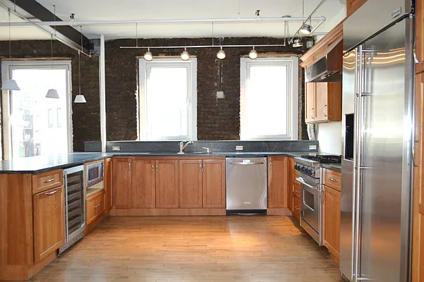 Rented by Town Residential | media 51