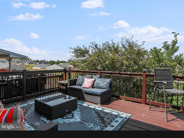 8867 Hillside Way — Photo 23
