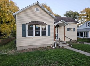 536 S Hickory St, Mauston, WI 53948