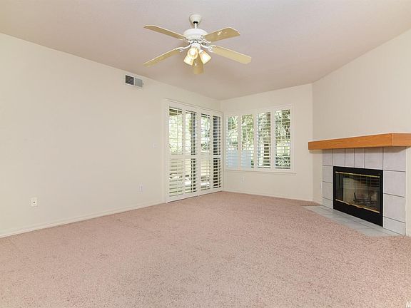 4th image of 7343 Hamden Pl Unit 203