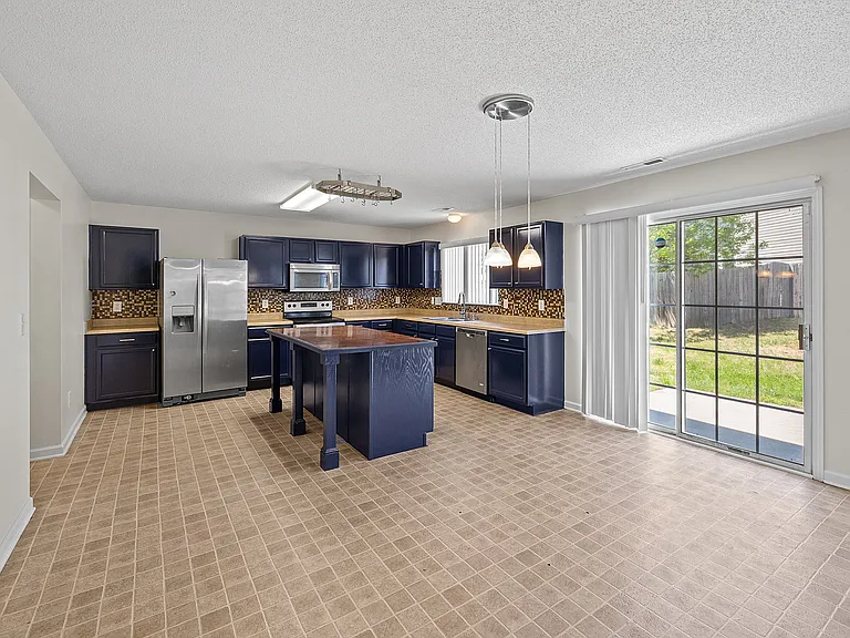 6571 Guard Hill Dr — Photo 20