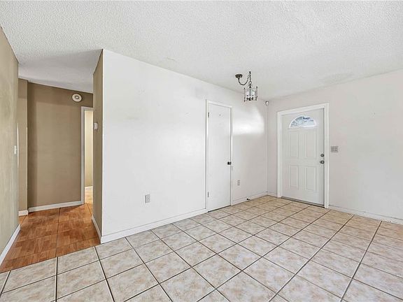 5th image of 1750 Golfview Cutoff Rd