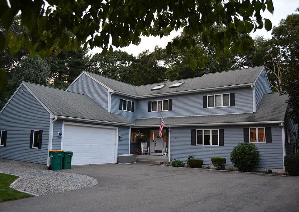 1st image of 40 Squantum Ave